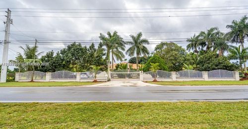 18390 Sw 200th St, Miami, FL, 33187-2508 | Card Image
