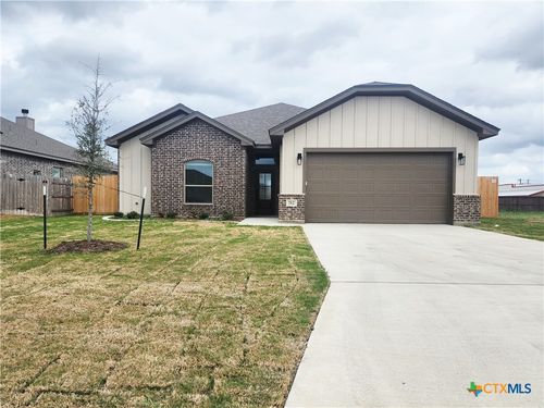 712 Eagle Crest Dr, Salado, TX, 76571-6687 | Card Image