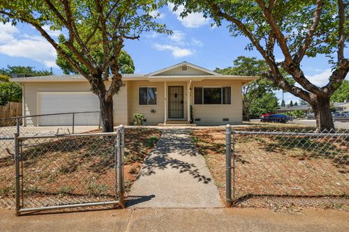 3524 Orion Way, Redding, CA, 96002-3039 | Card Image