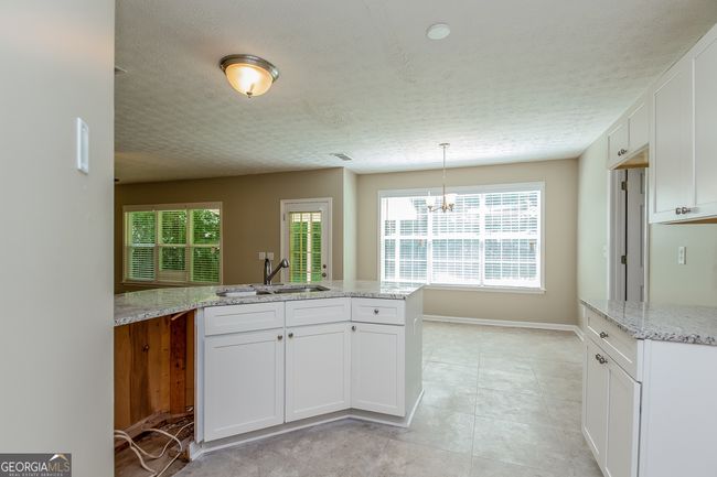 930 Stonemill Mnr, House other with 4 bedrooms, 3 bathrooms and null parking in Lithonia GA | Image 7