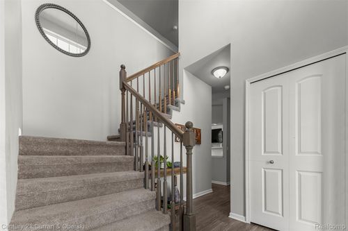 14004 Arlene Ln, Van Buren Twp, MI, 48111-4950 | Card Image