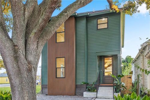 331 Newton St, New Orleans, LA, 70114-5729 | Card Image