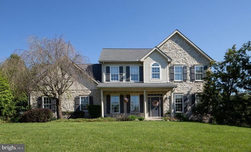 114 Crabapple Ct, Hummelstown, PA, 17036-7448 | Card Image