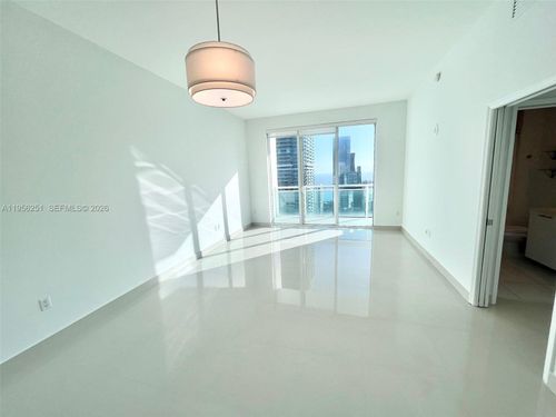 apt-4603-950 Brickell Bay Dr, Miami, FL, 33131-3961 | Card Image