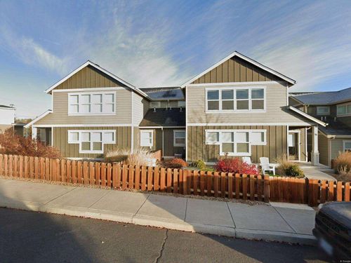 16-2755 Sw Greens Blvd, Redmond, OR, 97756-6112 | Card Image