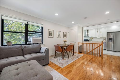 2-218 73rd Ave, Oakland Gardens, NY, 11364-2636 | Card Image