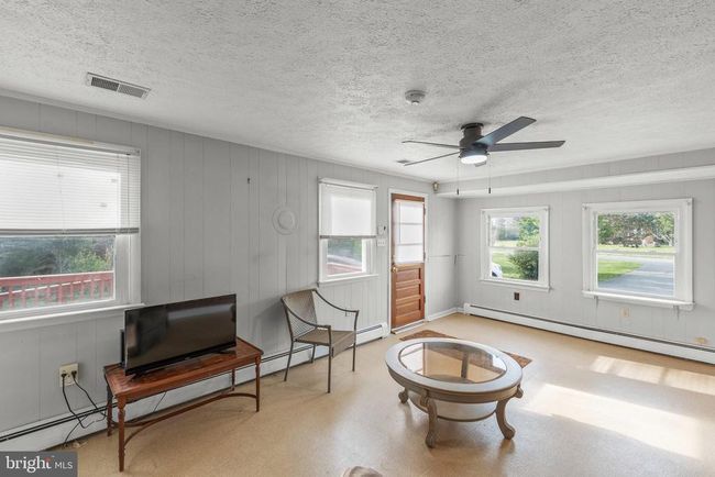 2243 Brucetown Rd, House other with 3 bedrooms, 2 bathrooms and null parking in Clear Brook VA | Image 18