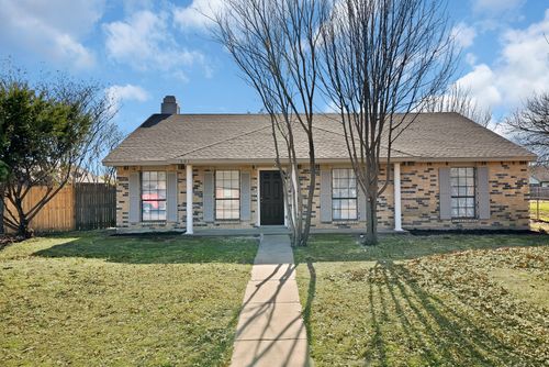 501 Justice St, Cedar Hill, TX, 75104-2239 | Card Image