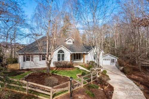 137 Warlick Rd, Mills River, NC, 28759-9660 | Card Image