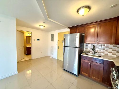 apt-6e-7166 Parsons Blvd, Fresh Meadows, NY, 11365-4508 | Card Image