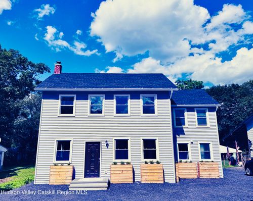 54 Grove St, Cairo, NY, 12413-3033 | Card Image
