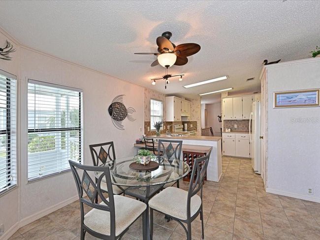 8439 Imperial Cir, House other with 2 bedrooms, 2 bathrooms and null parking in PALMETTO FL | Image 12