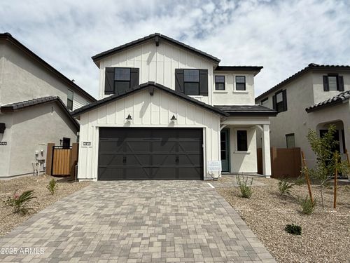 2410 W Los Arboles Pl, Chandler, AZ, 85224-2122 | Card Image