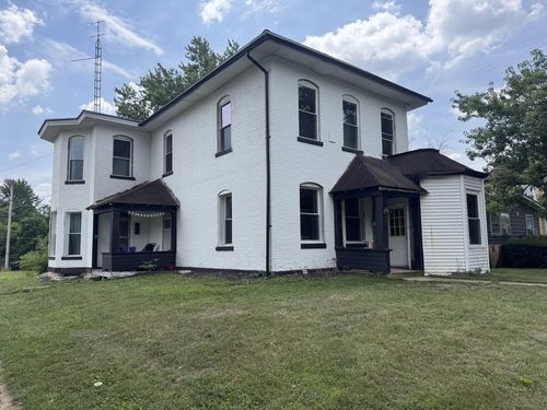 402 - 402 1/2 W Bucyrus Street, Crestline, OH, 44827 | Card Image