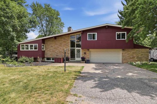 617 Sunset Boulevard, Stevens Point, WI, 54481 | Card Image