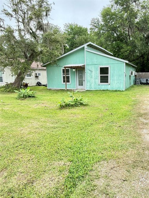 17433 County Road 945, Brazoria, TX, 77422-7064 | Card Image