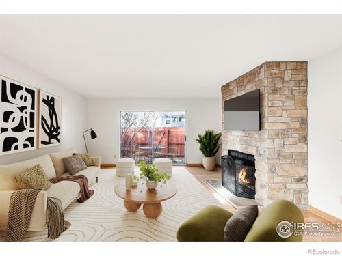 7476 E Arkansas Ave, Denver, CO, 80231-2562 | Card Image