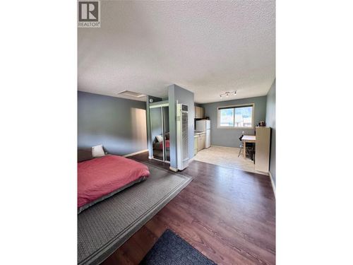 d43-100 Red Cedar Drive, Sparwood, BC, V0B2G0 | Card Image