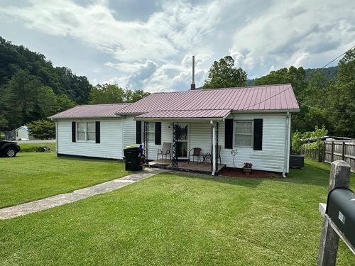 603 River Rd, Saltville, VA, 24370-3225 | Card Image