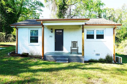 202 S Broad St, Westminster, SC, 29693-1905 | Card Image