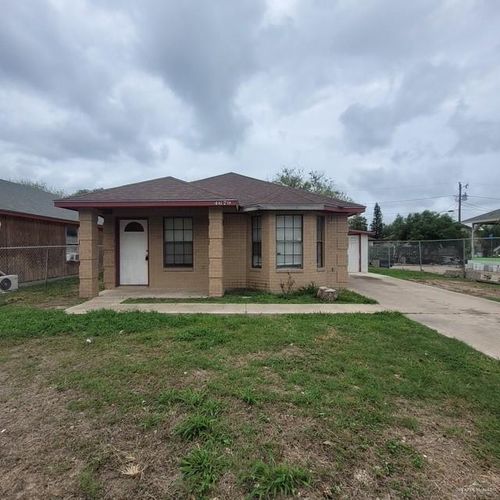 4679 Palacio Real Dr, Brownsville, TX, 78521-5939 | Card Image