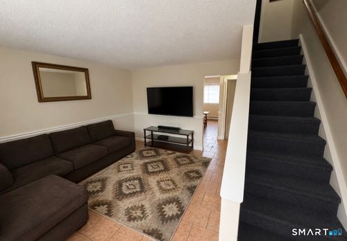 24-501 Scott Road, Waterbury, CT, 06705 | Card Image