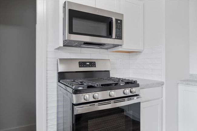 1109 Hovey Ave, Home with 2 bedrooms, 1 bathrooms and null parking in Normal IL | Image 19