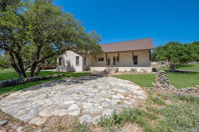 1018 Coyote Ridge Dr, House other with 3 bedrooms, 2 bathrooms and null parking in Spring Branch TX | Image 24