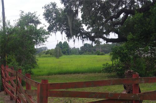 6501 Muck Pond Rd, Seffner, FL, 33584-2438 | Card Image