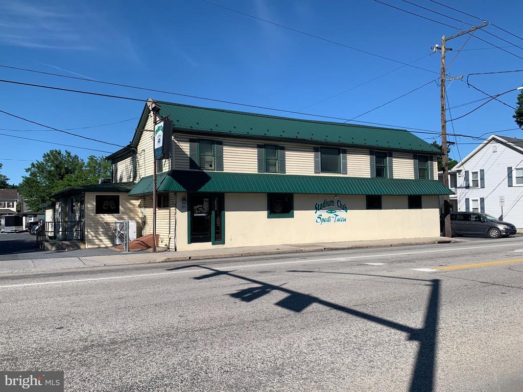 61 2Nd St, Highspire, PA 17034