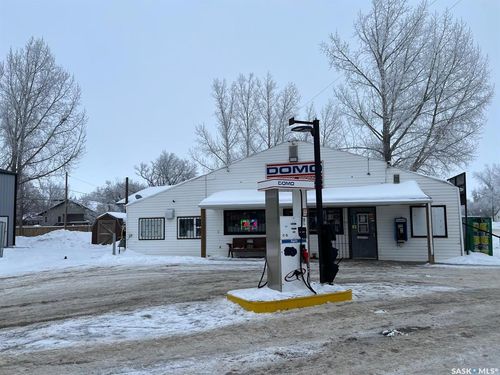 87 Qu'Appelle St, Qu'appelle, SK, S0G4A0 | Card Image