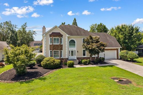 2001 Kingsridge Dr, Dalton, GA, 30720-5041 | Card Image