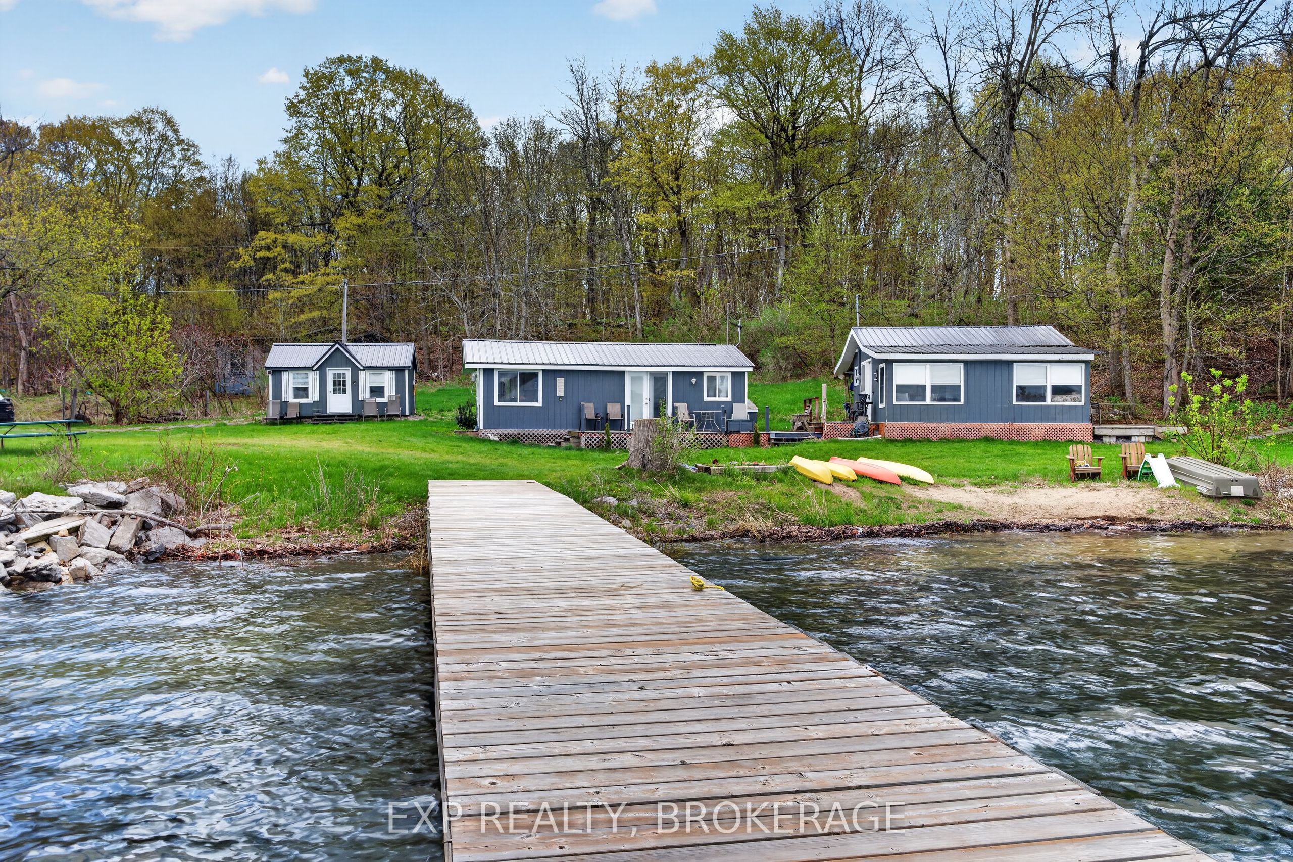 Residential in Frontenac Islands