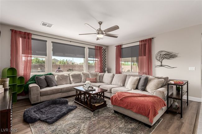 813 Bluebird Hill Ave, House other with 5 bedrooms, 5 bathrooms and null parking in North Las Vegas NV | Image 6