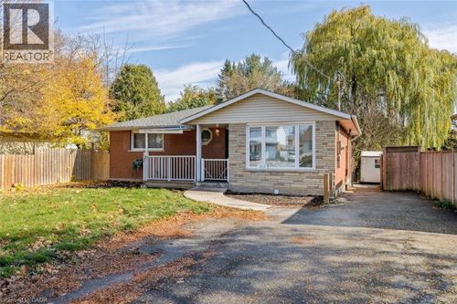 1-1015 Garth St, Hamilton, ON, L9C4L5 | Card Image