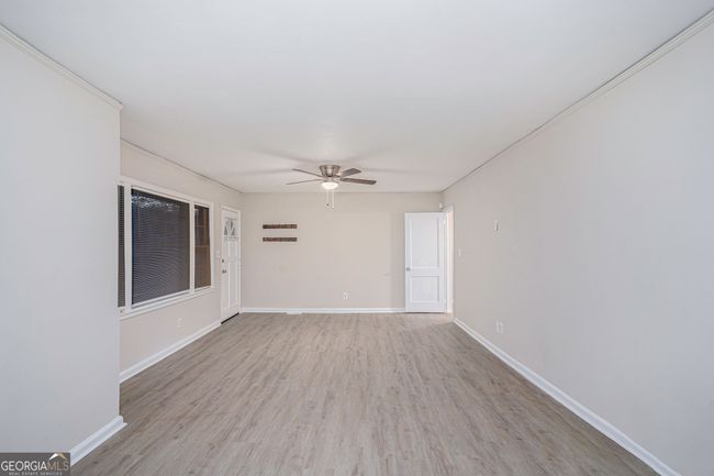 864 Northview Dr, House other with 4 bedrooms, 2 bathrooms and null parking in Forest Park GA | Image 4