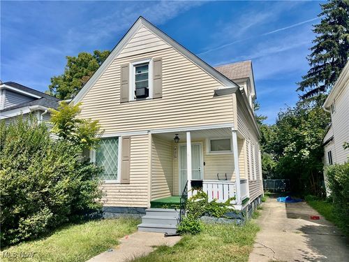 4216 Clybourne Ave, Cleveland, OH, 44109-3236 | Card Image