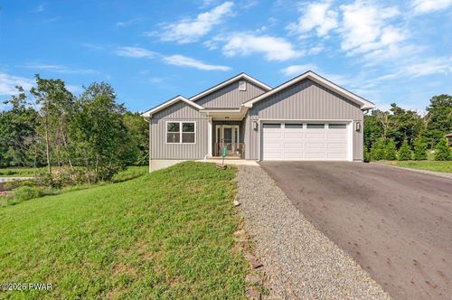 234 Mountainview Dr, Jefferson Twp, PA, 18436-4635 | Card Image