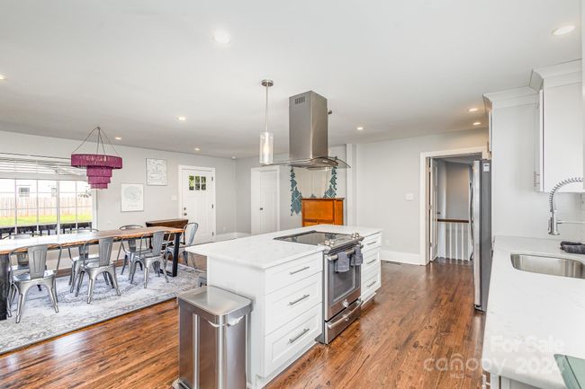 4301 Acorn St, House other with 3 bedrooms, 2 bathrooms and null parking in Charlotte NC | Image 10