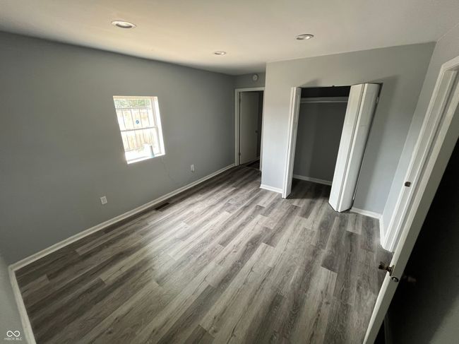 1308 W 18 Th St, House other with 2 bedrooms, 2 bathrooms and null parking in Indianapolis IN | Image 9