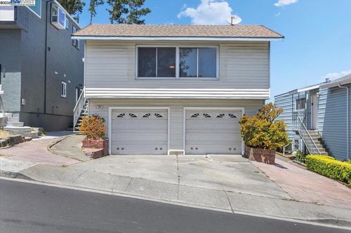 20 Martgate Street, Daly City, CA, 94015 | Card Image