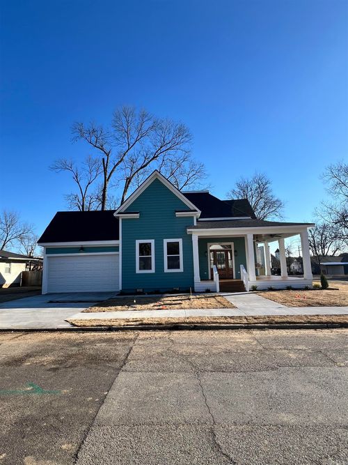 307 E Center Avenue, Searcy, AR, 72143 | Card Image