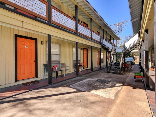 APT-204 - 5012 Duval St, Condo with 1 bedrooms, 1 bathrooms and 1 parking in Austin TX | Image 4