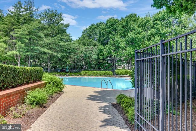 44954 Bishop Ter, Townhouse with 3 bedrooms, 3 bathrooms and null parking in ASHBURN VA | Image 39