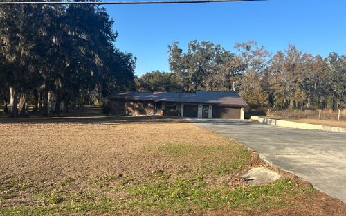 223 Se Rhett Pl, Lake City, FL, 32025-7224 | Card Image