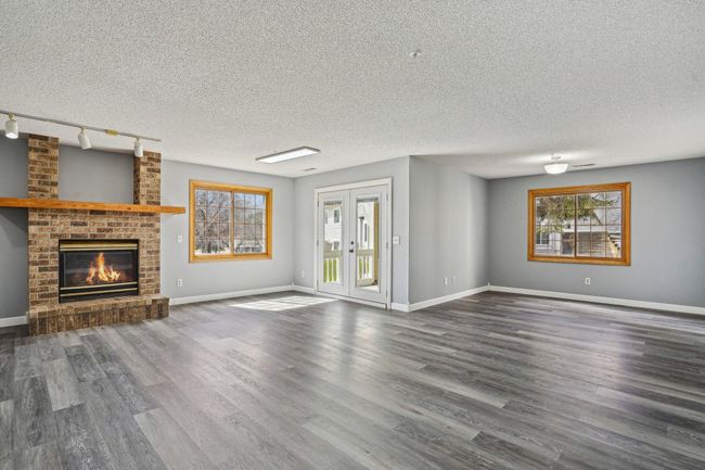 11-web-or-mls-Niagara Ln-2204-011.jpg | Image 24
