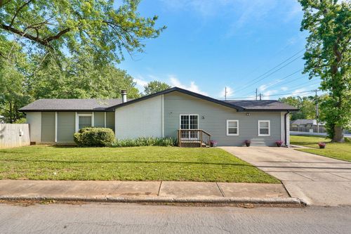 2361 S Fort Ave, Springfield, MO, 65807-2301 | Card Image