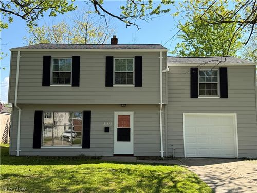 21270 Priday Ave, Euclid, OH, 44123-2627 | Card Image