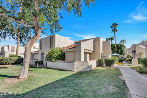 748 E Morningside Dr, Phoenix, AZ, 85022-1134 | Card Image