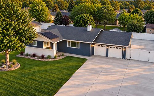 506 33 Rd, Clifton, CO, 81520-9776 | Card Image